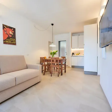 Apartamento Sisters' House *
